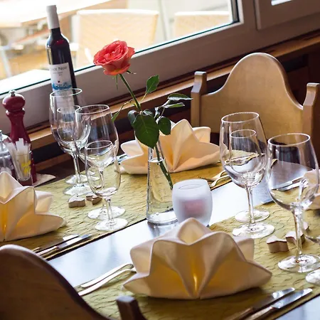 Bristol 3* סאס פה