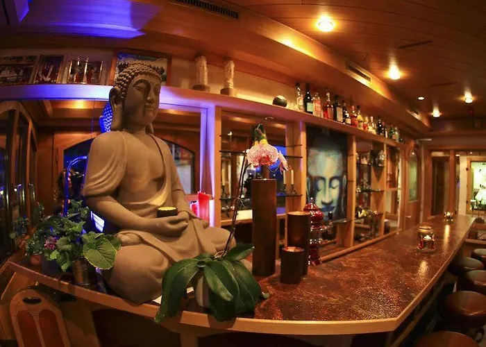 布里斯托尔酒店 酒店 3*